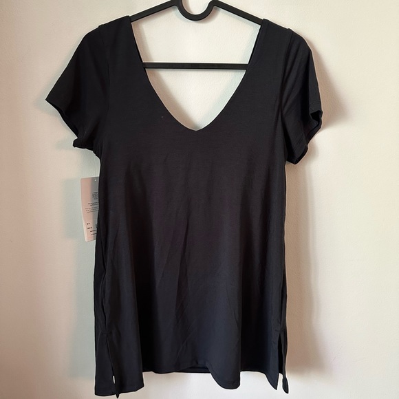 Athleta Black Deep V t-shirt with build in bra - Picture 2 of 6